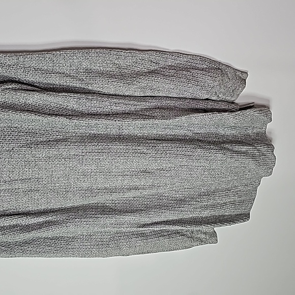 Old Navy medium gray long crew neck knitted sweater - Picture 5 of 6